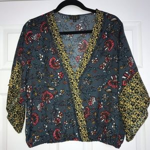 OLM Bohemian Top with Flare Sleeves Size Large